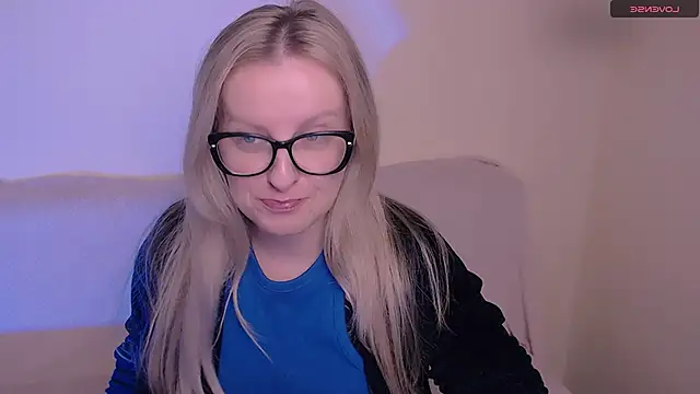 AllaLeomz online show from 11-26-25, 12:28