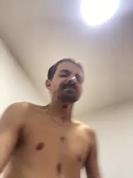 Felipinh19cm online show from 12-17-25, 02:17