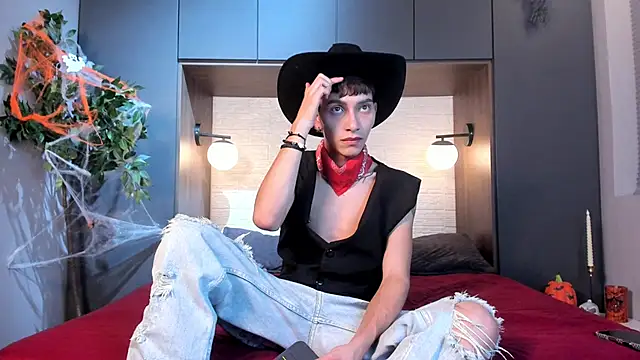 Snapshot of Tiam_muller chatting on 10-31-25, 04:02 Tiam muller online show from 10-31-25, 04:02