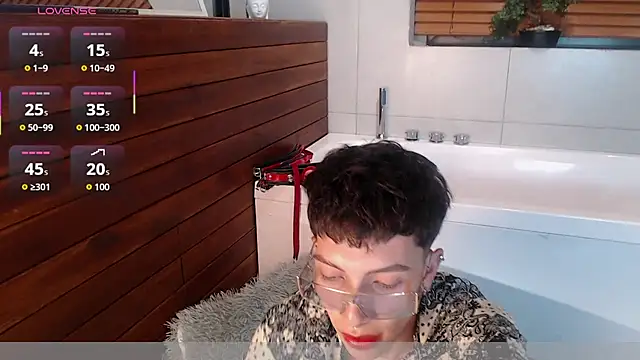 Snapshot of Tiam_muller chatting on 11-30-25, 03:43 Tiam muller online show from 11-30-25, 03:43