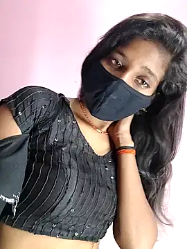 Snapshot of sweet_couple99 chatting on 10-19-25, 03:07 sweet couple99 online show from 10-19-25, 03:07