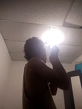 Teressa Love online show from 10-24-25, 12:34