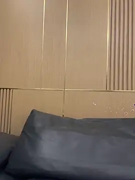 Snapshot of anqi6376 chatting on 02-12-26, 06:03 anqi6376 online show from 02-12-26, 06:03