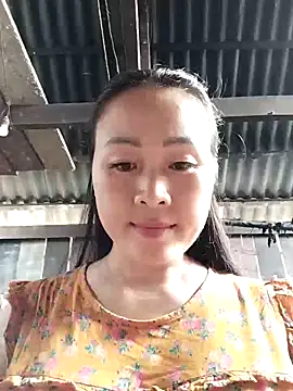 Snapshot of Spring-mky chatting on 10-25-25, 05:37 Spring-mky online show from 10-25-25, 05:37