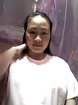 Snapshot of Spring-mky chatting on 12-15-25, 07:23 Spring-mky online show from 12-15-25, 07:23