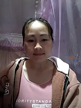 Snapshot of Spring-mky chatting on 12-17-25, 01:22 Spring-mky online show from 12-17-25, 01:22