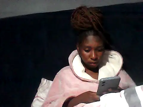 sexysmalldaily04 online show from 10-17-25, 08:11