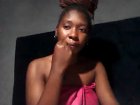 sexysmalldaily04 online show from 10-19-25, 01:50