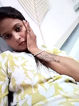 Anshika1431 online show from 10-24-25, 04:20