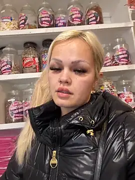 CherryXOX- online show from 11-20-25, 10:59