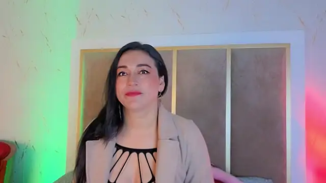 Elizabeth bennett 6 online show from 11-05-25, 11:54