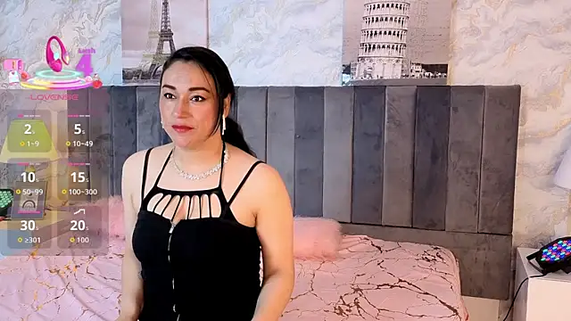 Elizabeth bennett 6 online show from 11-30-25, 11:36