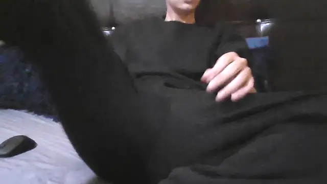 esmermoon online show from 11-13-25, 11:03