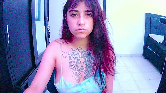 adri gomez1 online show from 10-18-25, 08:15