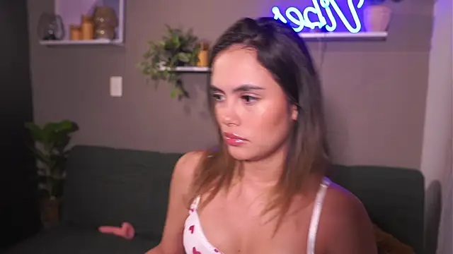 Snapshot of adahara_miller17 chatting on 11-11-25, 01:49 adahara miller17 online show from 11-11-25, 01:49