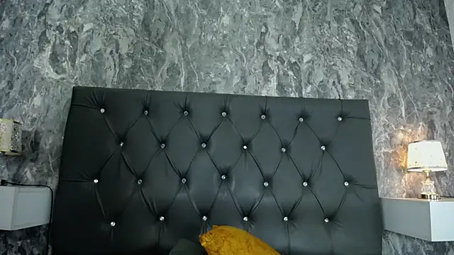 EuphoriaSavage online show from 11-01-25, 01:13