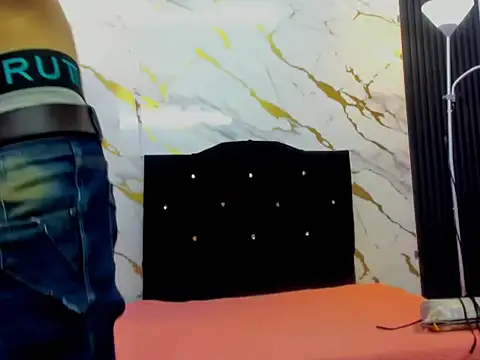 Stormandloganxxx online show from 01-15-26, 05:38