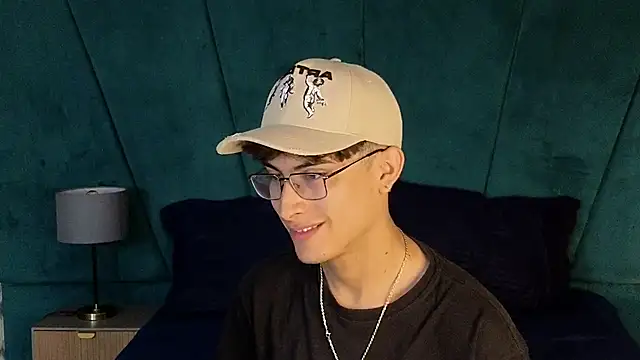 Aaron Eze online show from 12-03-25, 09:46