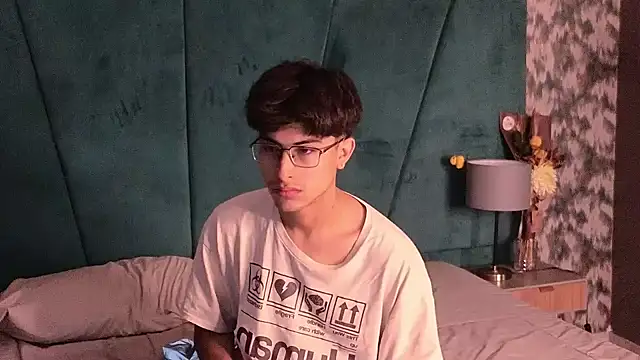 Aaron Eze online show from 02-22-26, 11:03