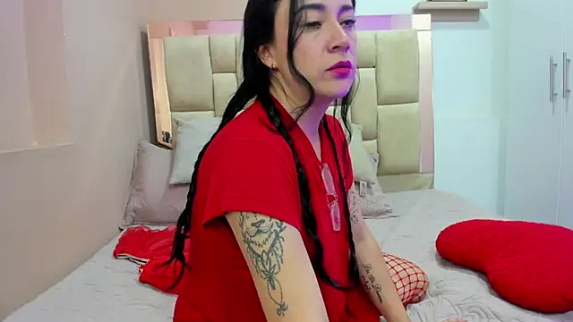 Eviiece online show from 10-26-25, 03:12