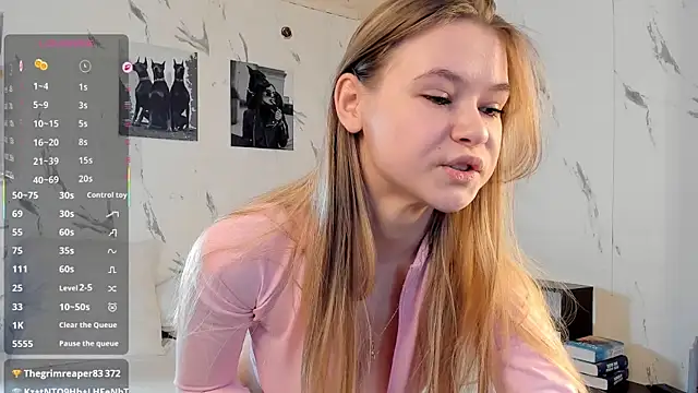 Snapshot of SophieRayne chatting on 02-05-26, 09:58 SophieRayne online show from 02-05-26, 09:58