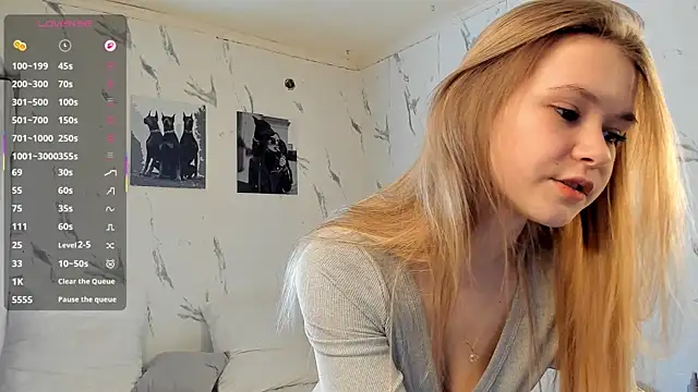 Snapshot of SophieRayne chatting on 02-07-26, 01:48 SophieRayne online show from 02-07-26, 01:48