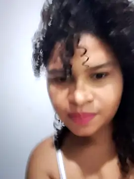 Snapshot of Aliona_ chatting on 10-31-25, 08:37 Aliona online show from 10-31-25, 08:37