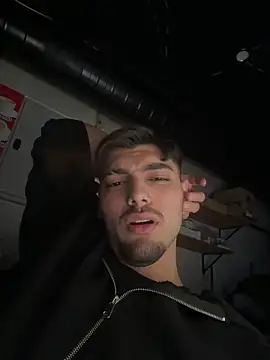 emir343475 online show from 10-16-25, 10:33