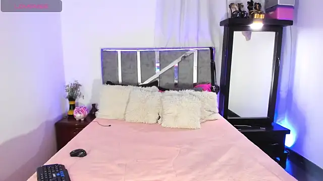 IvettePetit online show from 02-26-26, 12:09