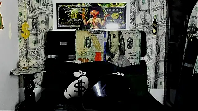 Snapshot of Latin_Doll13 chatting on 10-26-25, 08:09 Latin Doll13 online show from 10-26-25, 08:09