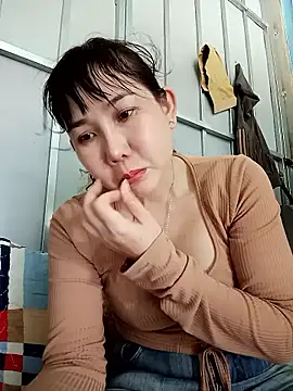 Snapshot of Ana-love2025 chatting on 10-31-25, 02:56 Ana-love2025 online show from 10-31-25, 02:56