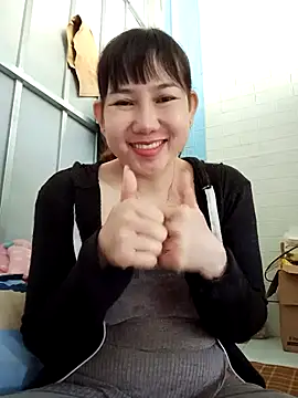 Snapshot of Ana-love2025 chatting on 11-15-25, 01:03 Ana-love2025 online show from 11-15-25, 01:03