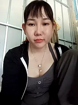 Snapshot of Ana-love2025 chatting on 11-19-25, 01:05 Ana-love2025 online show from 11-19-25, 01:05