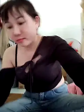 Snapshot of Ana-love2025 chatting on 11-22-25, 02:21 Ana-love2025 online show from 11-22-25, 02:21