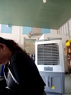 Snapshot of Ana-love2025 chatting on 11-25-25, 02:55 Ana-love2025 online show from 11-25-25, 02:55