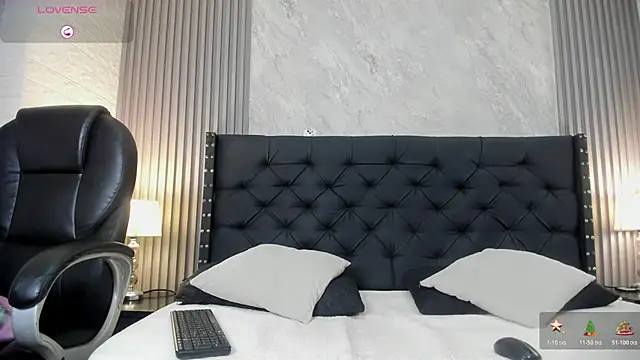 camila  bouzas online show from 11-20-25, 07:02