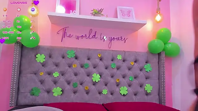 Sophiia 77 online show from 03-17-26, 10:24