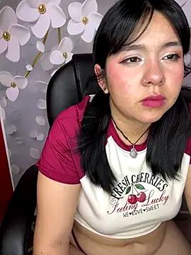 Snapshot of _Bella_7 chatting on 11-02-25, 02:47 Bella 7 online show from 11-02-25, 02:47