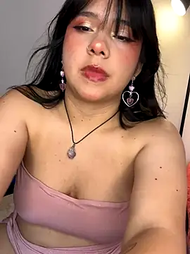 Snapshot of _Bella_7 chatting on 11-24-25, 03:06 Bella 7 online show from 11-24-25, 03:06