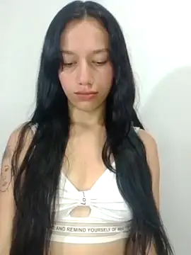 AdelaidaManson18 online show from 12-02-25, 04:18