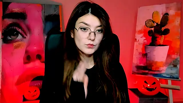 AnaSteisher online show from 10-24-25, 01:18