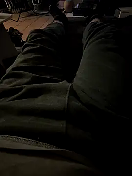 Snapshot of michindm chatting on 11-01-25, 09:50 michindm online show from 11-01-25, 09:50