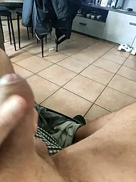 Italianstyle79 online show from 11-16-25, 08:09