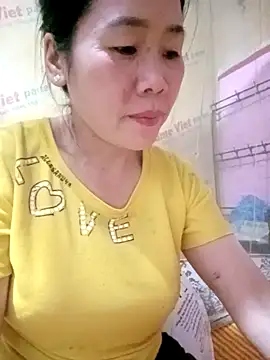 tabby-cat11 online show from 10-16-25, 01:45