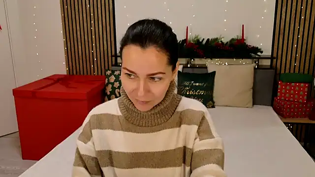 DitaNoir online show from 12-16-25, 07:02