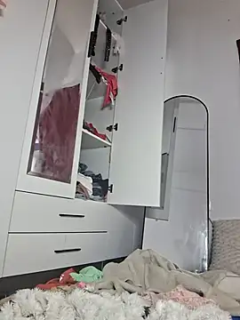 Your Desires07 online show from 02-19-26, 03:57