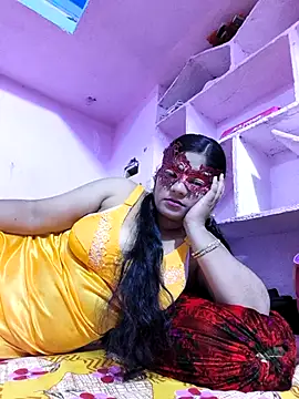 SAIRA-hot online show from 11-19-25, 05:46