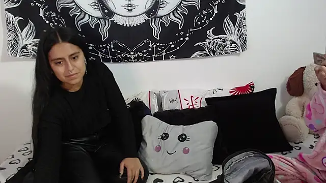 emily n abby online show from 10-27-25, 12:20