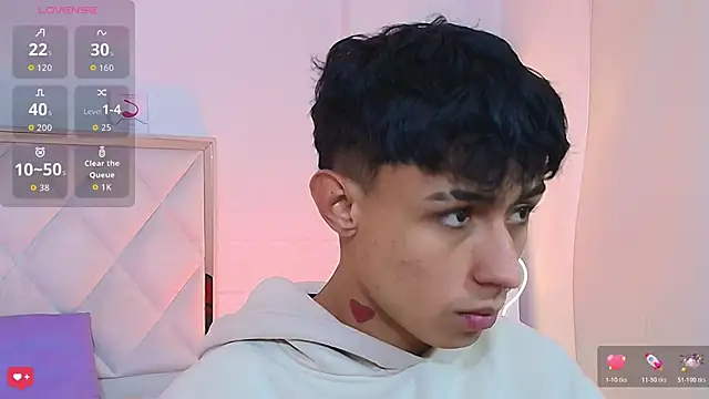 AZIEL TAY online show from 10-24-25, 11:39