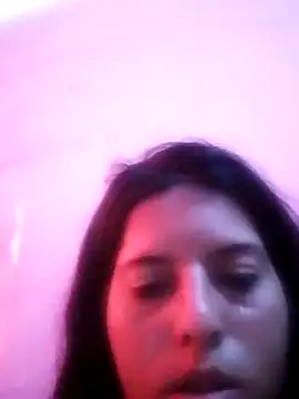 Marian Orteguita online show from 10-17-25, 05:04